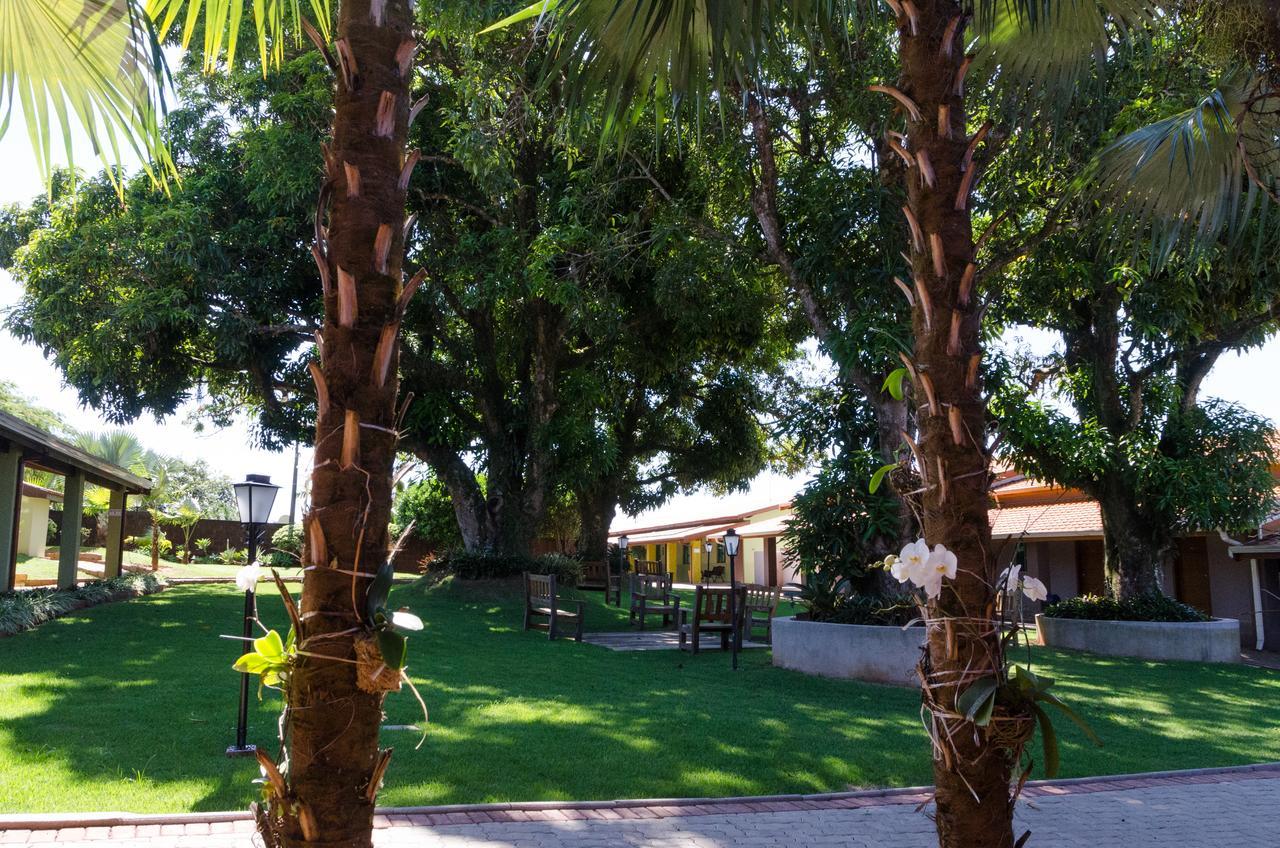 Villa De Holanda Parque Hotel Holambra Bagian luar foto