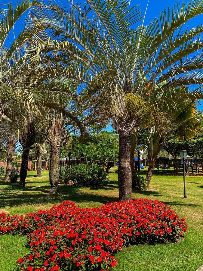 Villa De Holanda Parque Hotel Holambra Bagian luar foto
